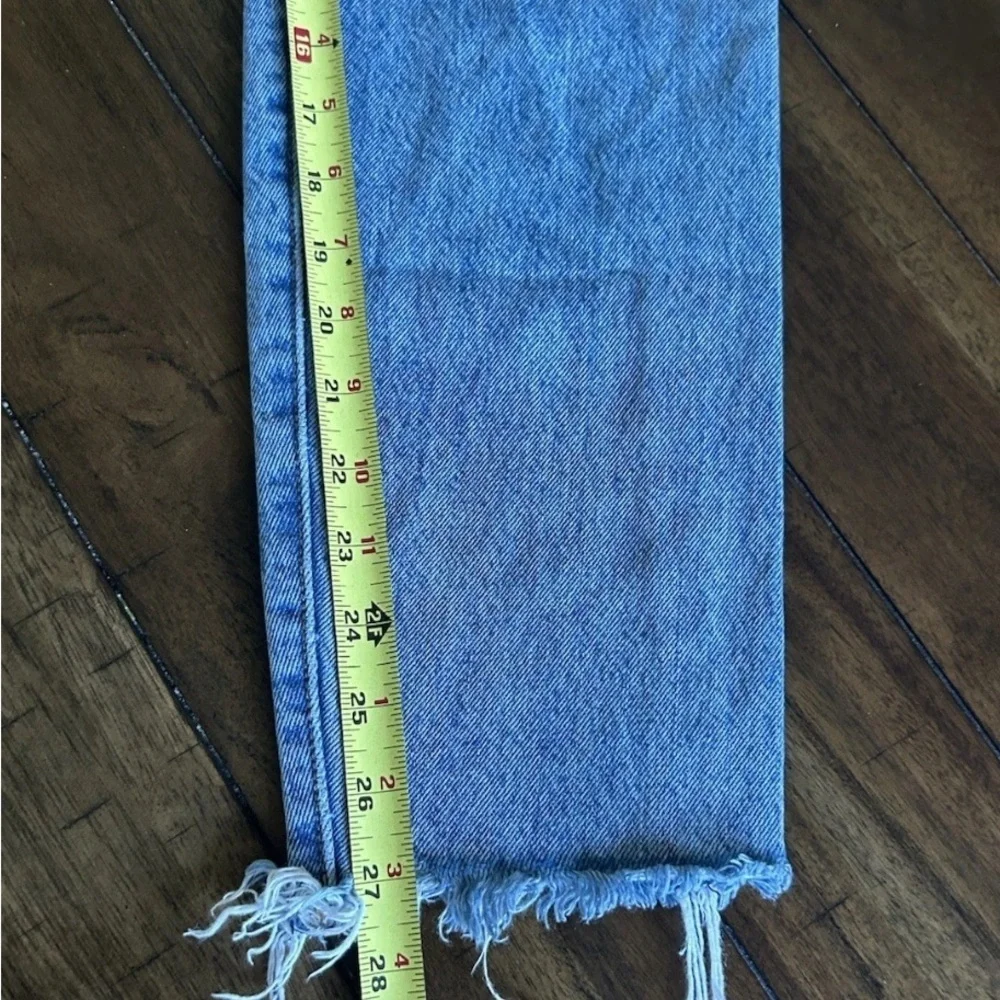 Levi’s Premium Wedgie Raw Hem Button Fly High Rise Straight Leg Jeans Size 27